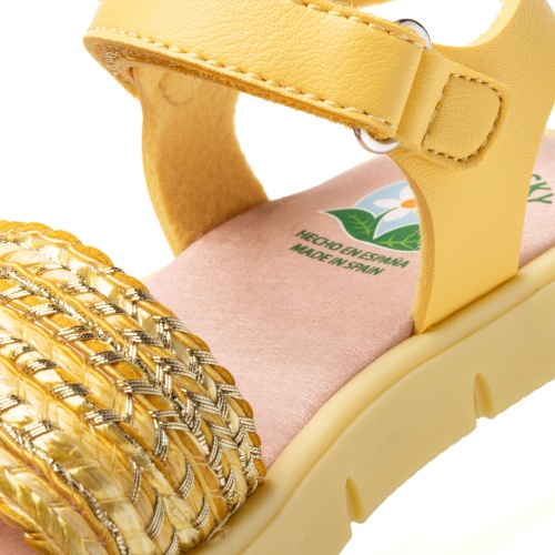 Босоножки Pablosky для девочки, жёлтые фото 7